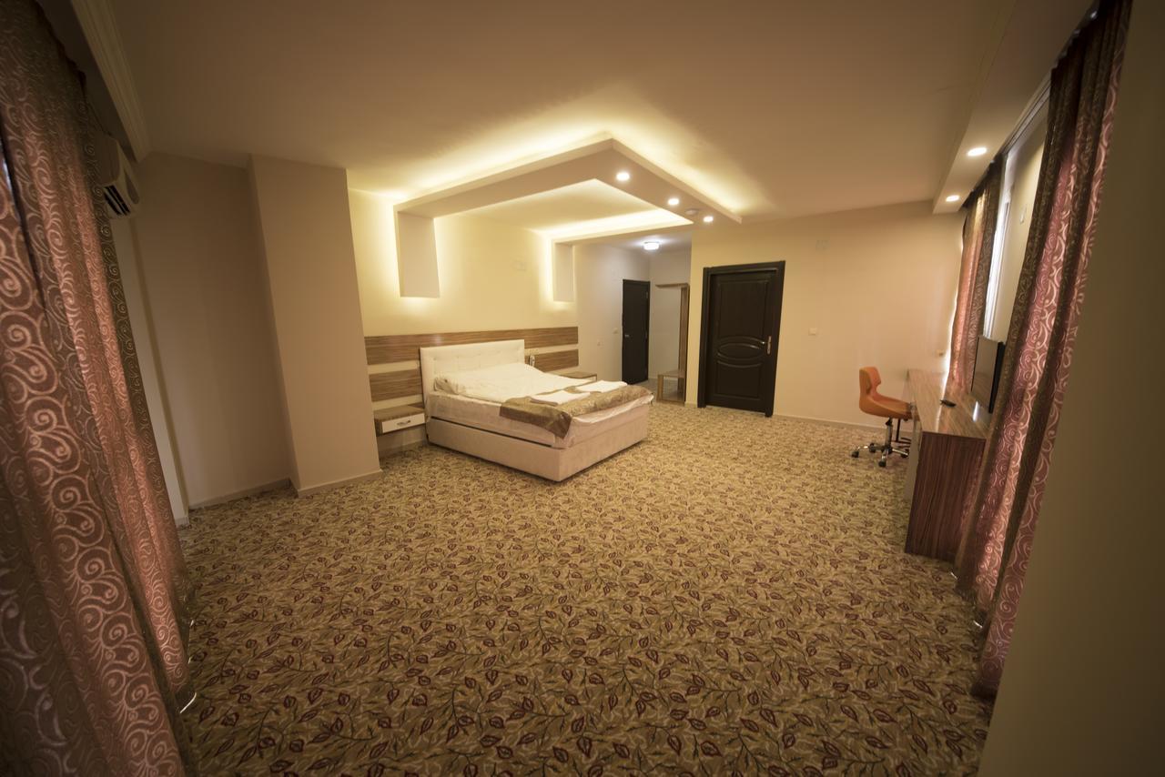 Osmaniye Hanedan Otel Exteriér fotografie